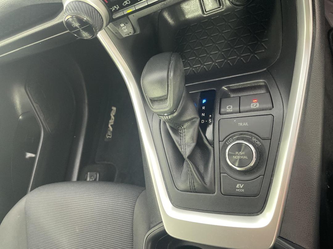 Photo '18' of Toyota Rav4