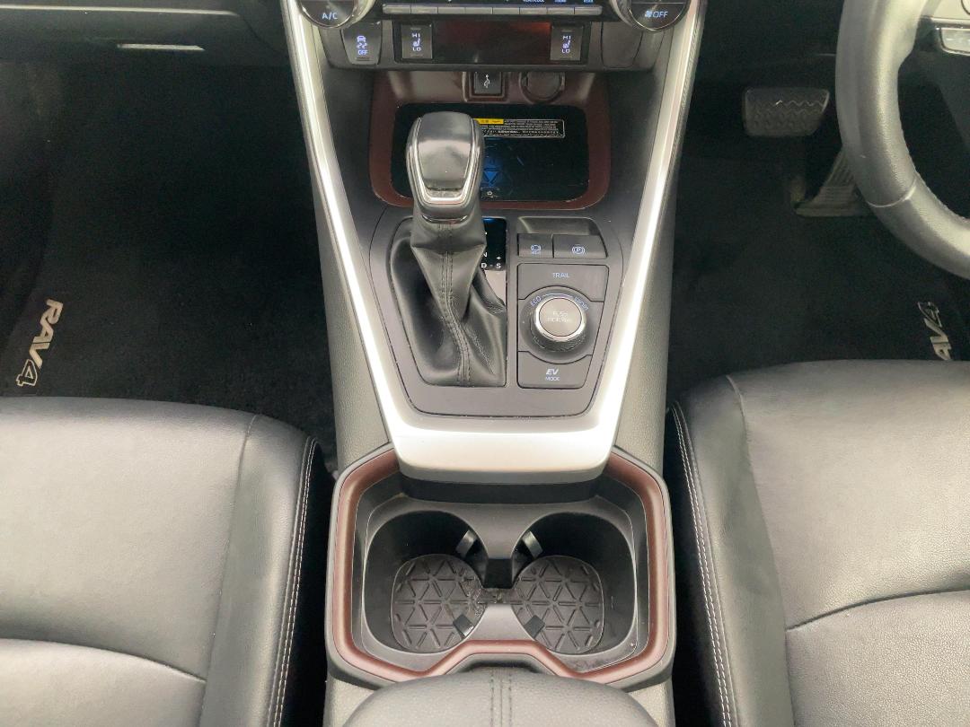 Photo '18' of Toyota Rav4 Photo '18' of Toyota Rav4