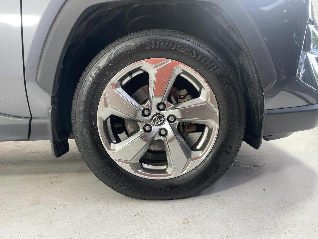 Photo '9' of Toyota Rav4