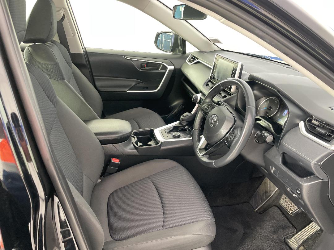 Photo '16' of Toyota Rav4 Photo '16' of Toyota Rav4