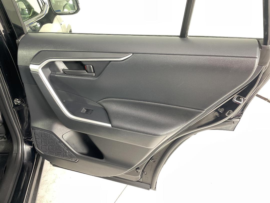 Photo '19' of Toyota Rav4 Photo '19' of Toyota Rav4