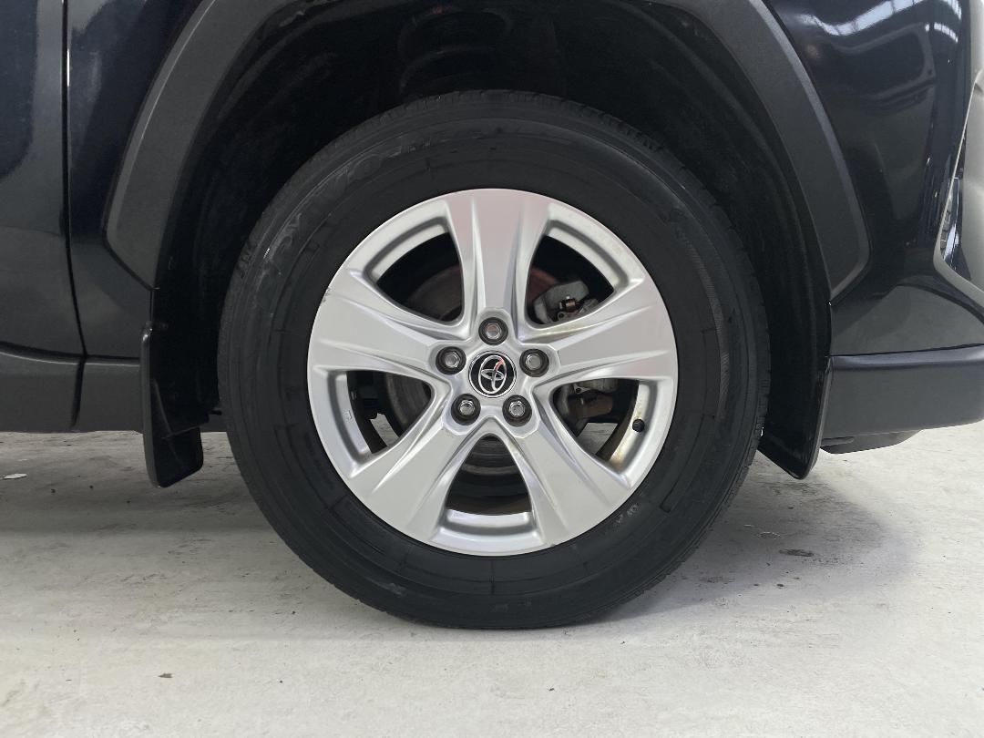 Photo '9' of Toyota Rav4