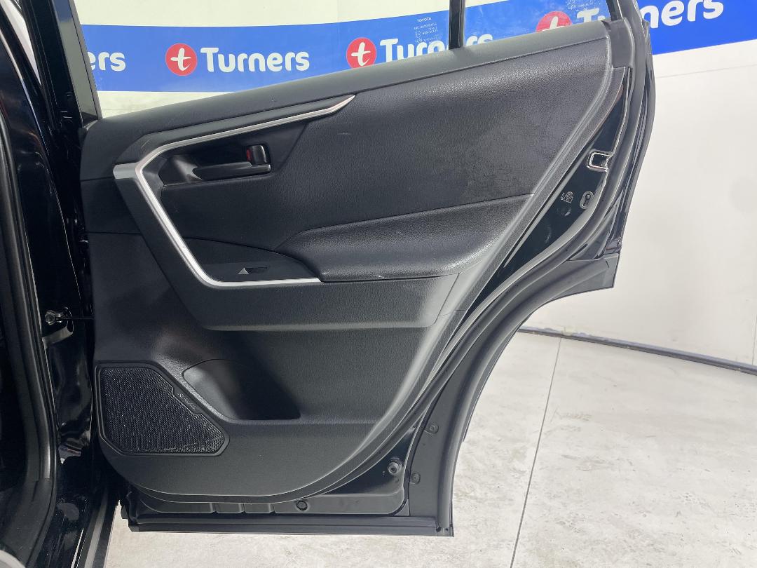 Photo '19' of Toyota Rav4