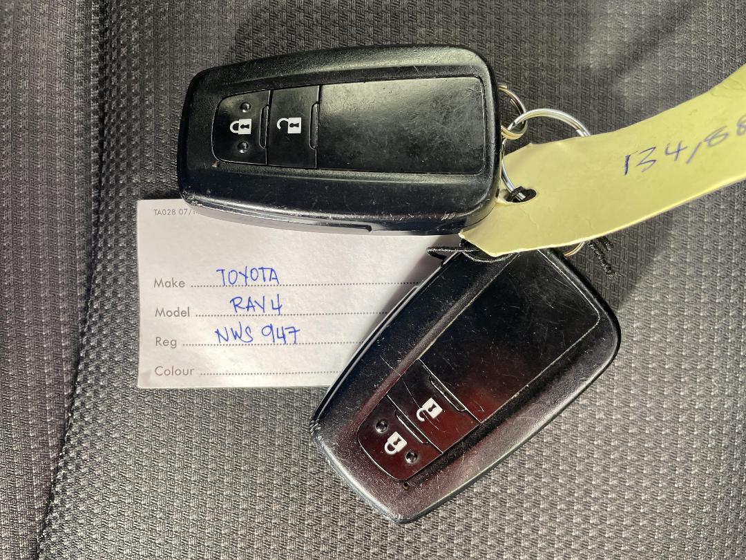 Photo '22' of Toyota Rav4