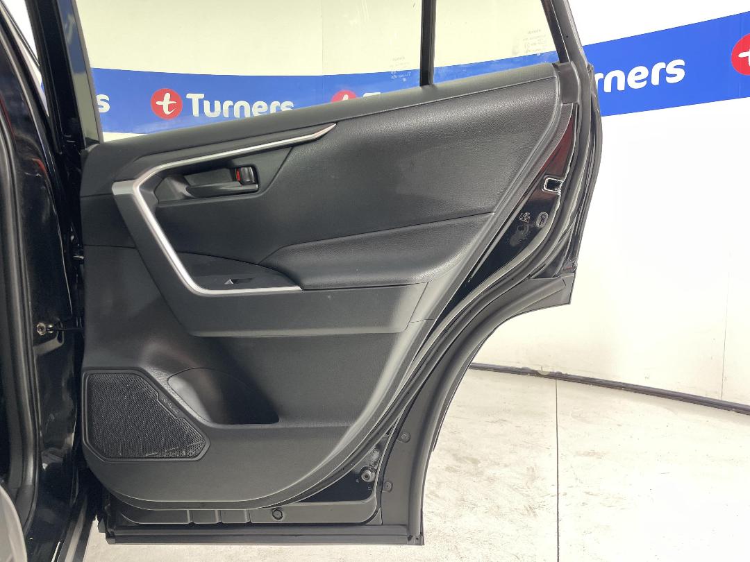 Photo '19' of Toyota Rav4