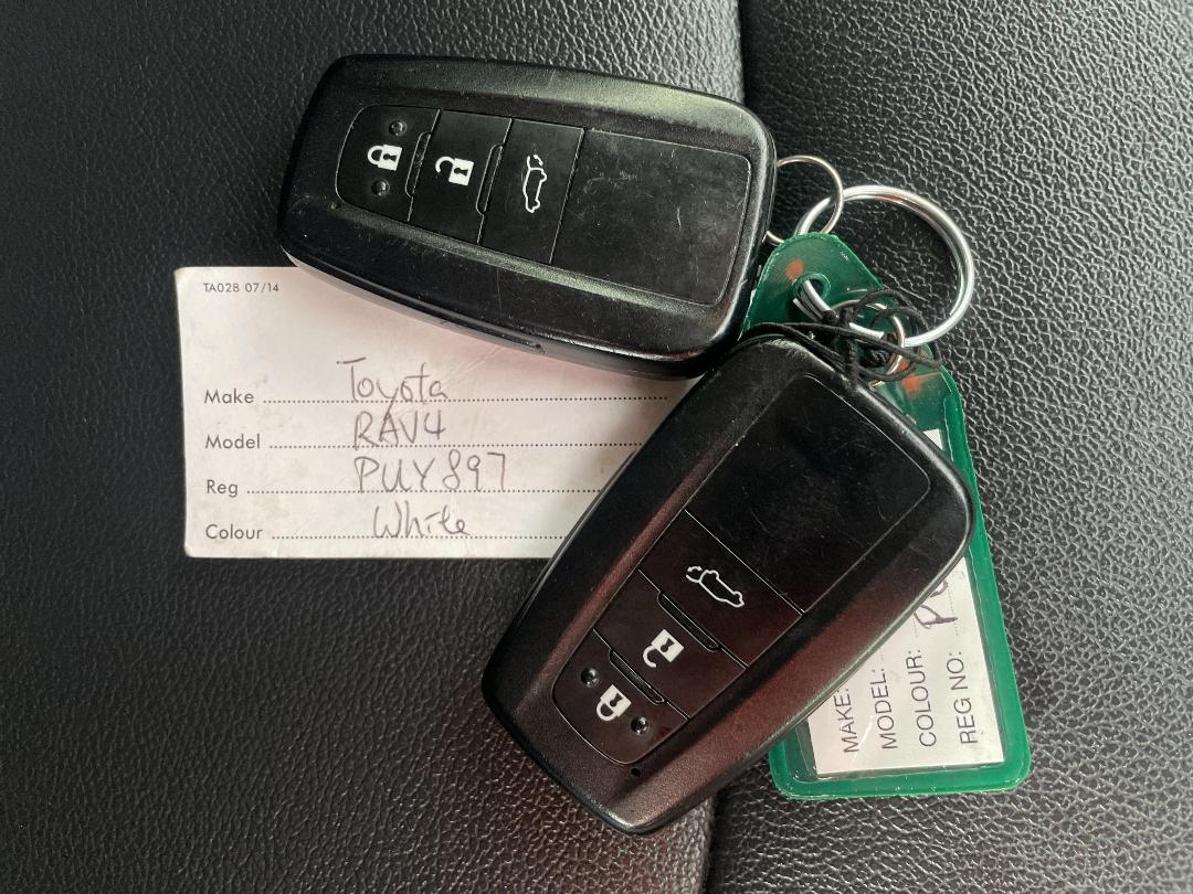 Photo '22' of Toyota Rav4