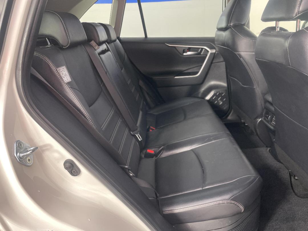 Photo '20' of Toyota Rav4