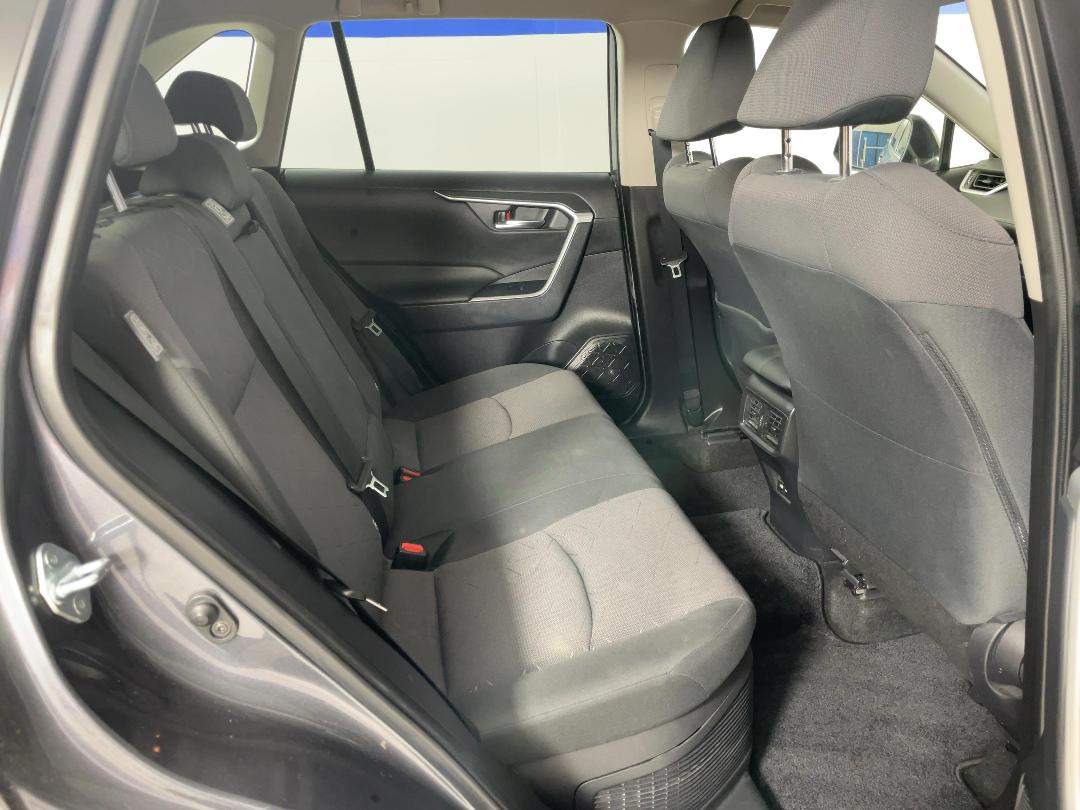 Photo '20' of Toyota Rav4