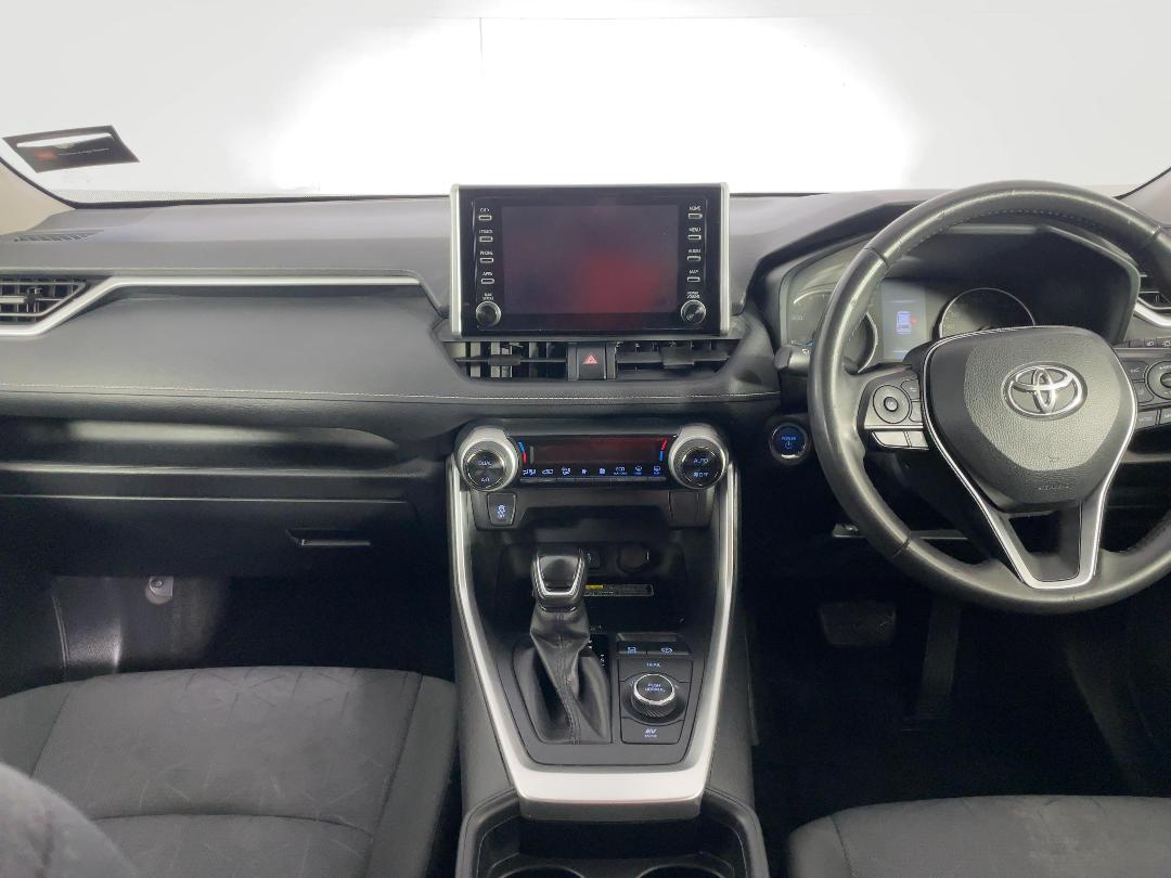 Photo '17' of Toyota Rav4