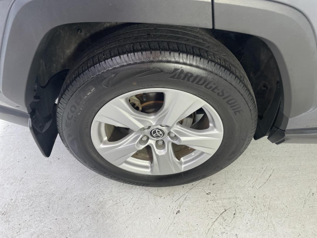 Photo '12' of Toyota Rav4