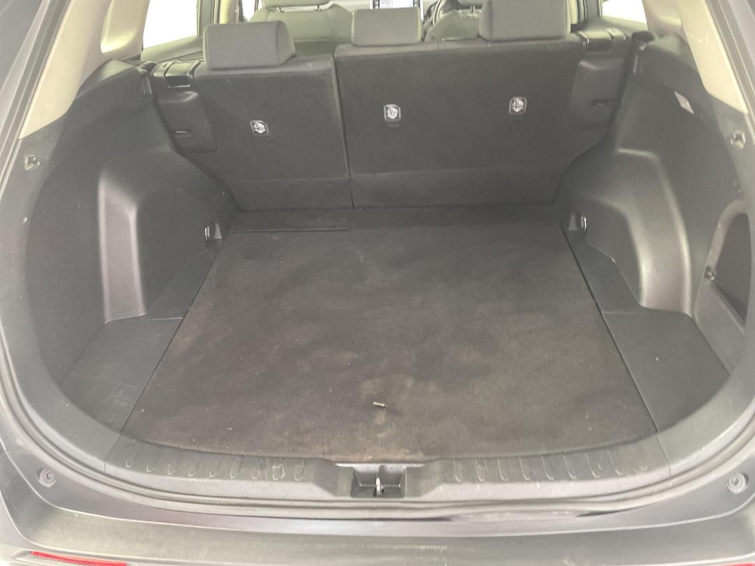 Photo '14' of Toyota Rav4