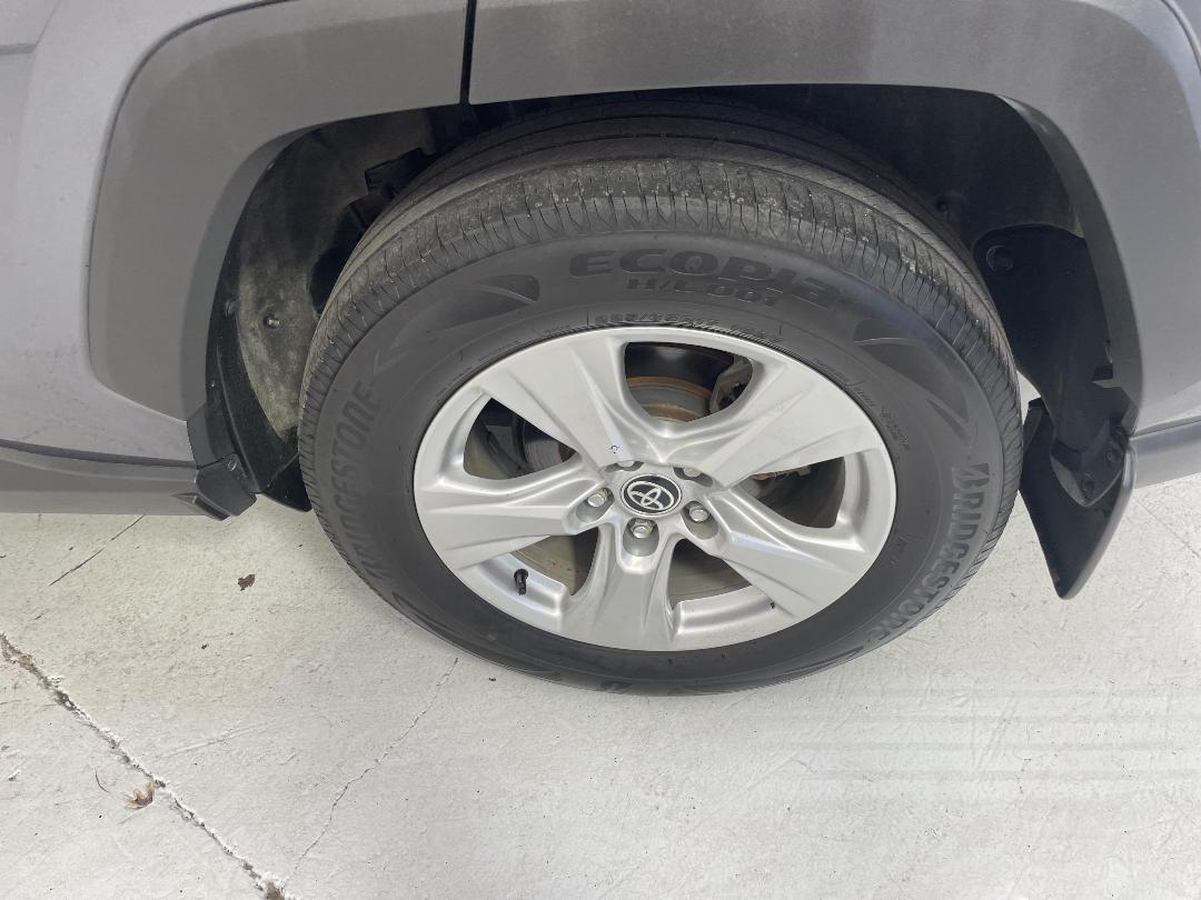 Photo '11' of Toyota Rav4