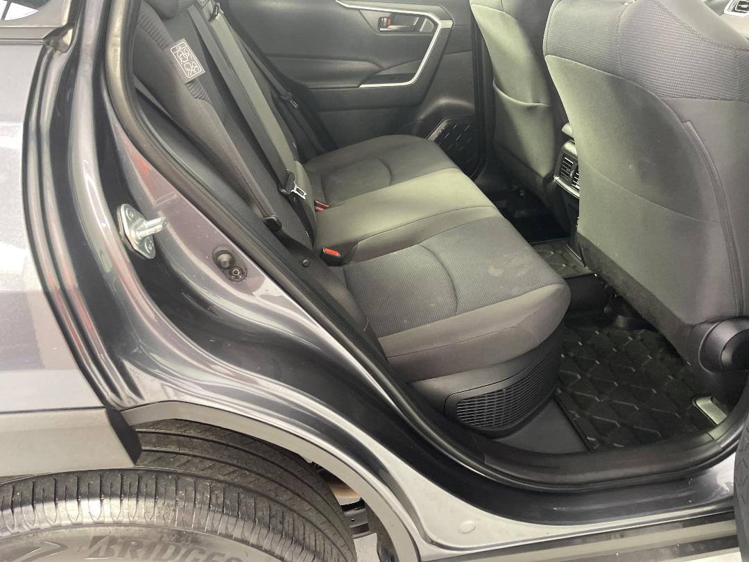 Photo '20' of Toyota Rav4