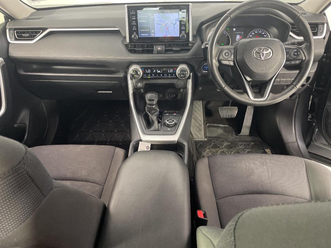 Photo '17' of Toyota Rav4