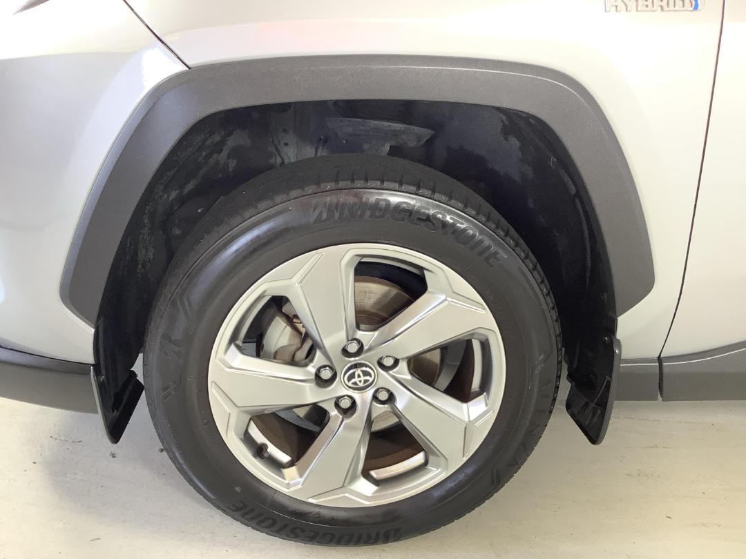 Photo '10' of Toyota Rav4