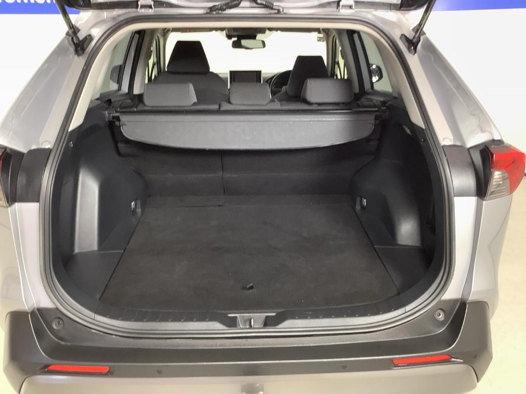 Photo '14' of Toyota Rav4