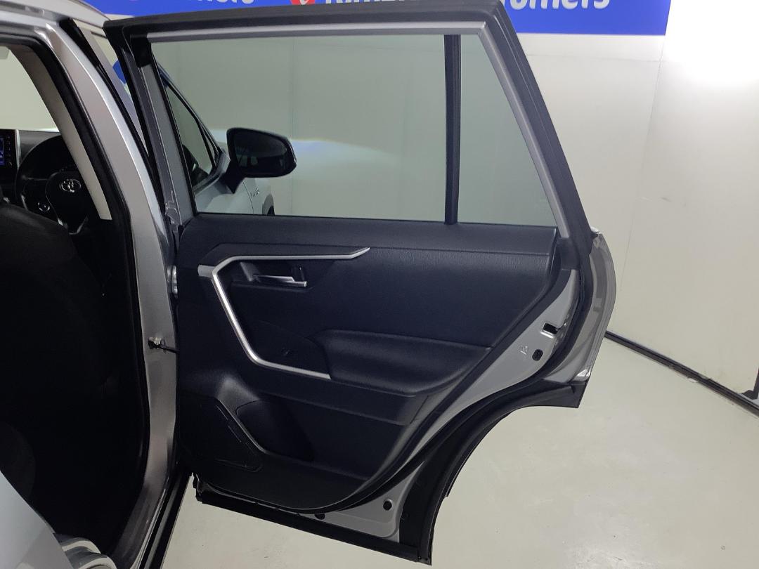 Photo '19' of Toyota Rav4