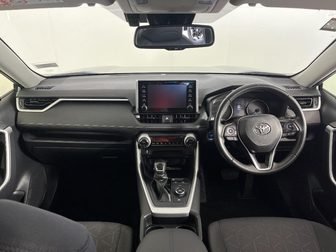 Photo '17' of Toyota Rav4