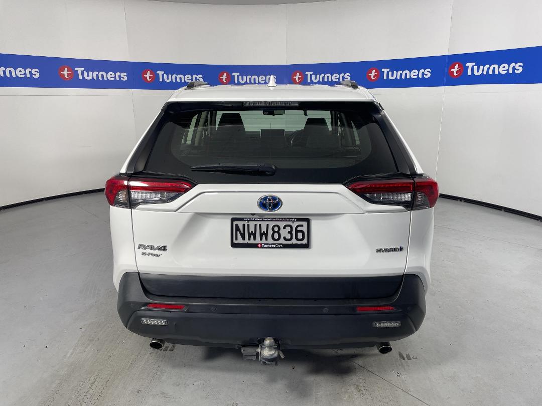 Photo '6' of Toyota Rav4