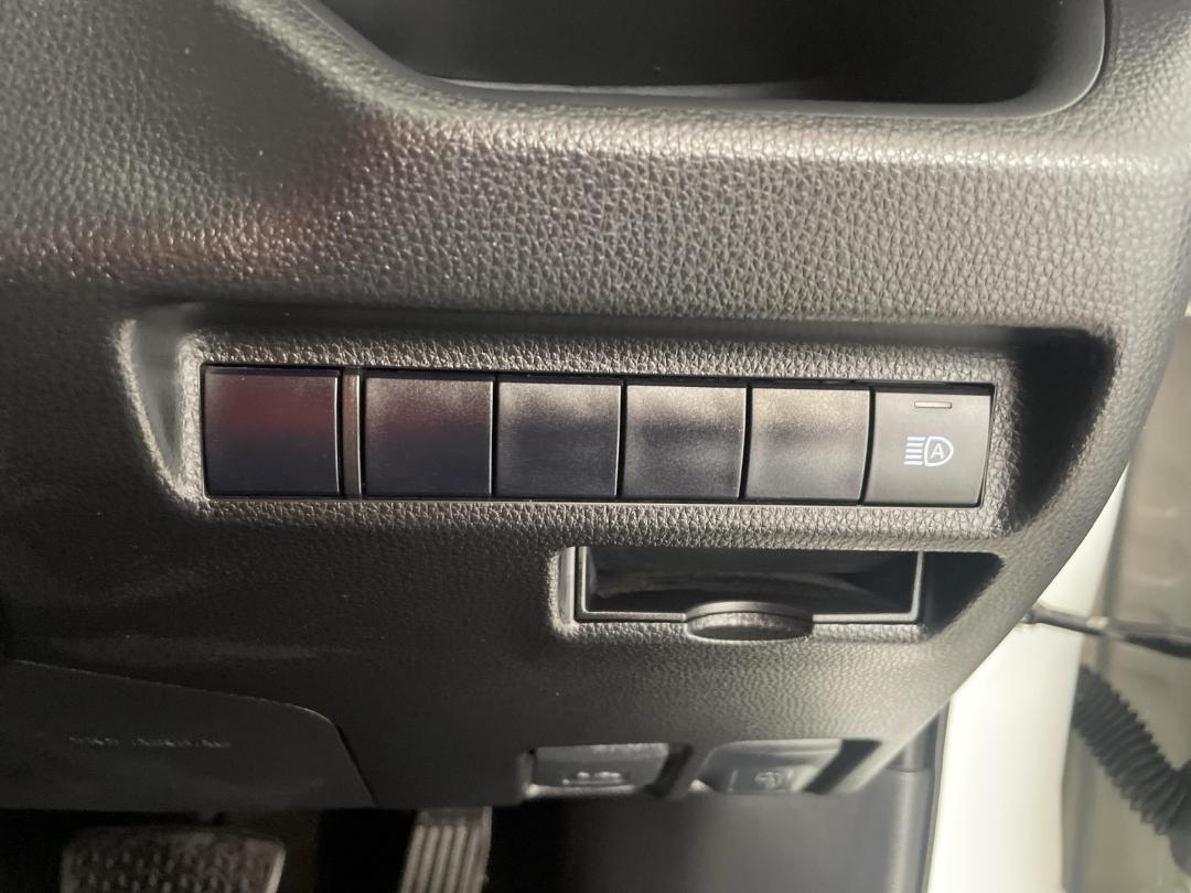 Photo '25' of Toyota Rav4 Photo '25' of Toyota Rav4