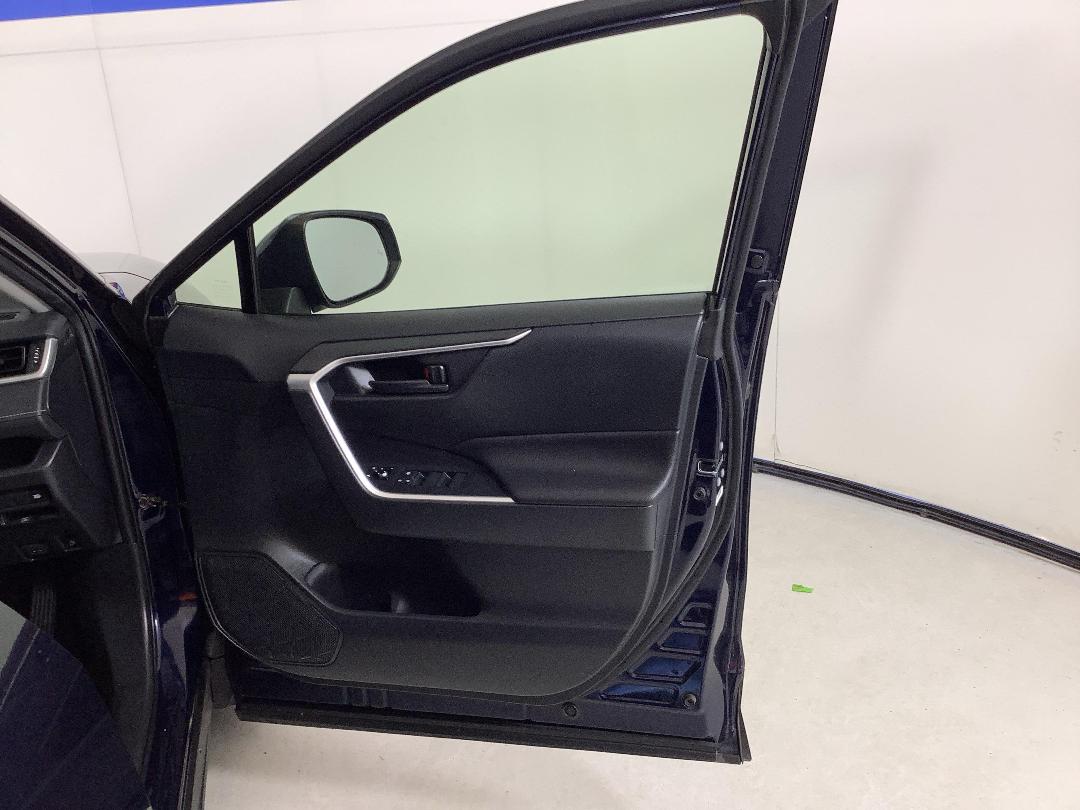 Photo '15' of Toyota Rav4 Photo '15' of Toyota Rav4