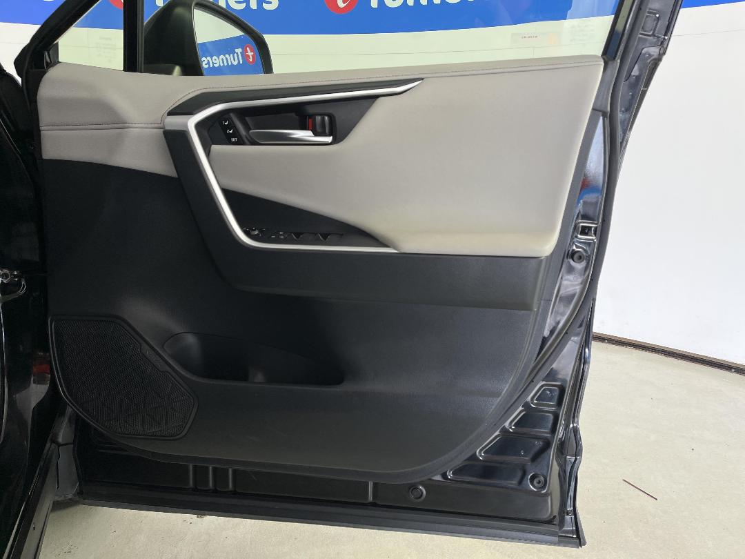 Photo '15' of Toyota Rav4 Photo '15' of Toyota Rav4