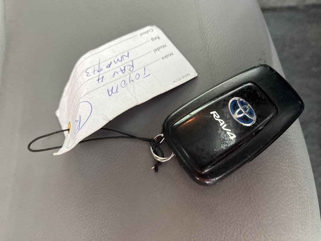 Photo '22' of Toyota Rav4 Photo '22' of Toyota Rav4