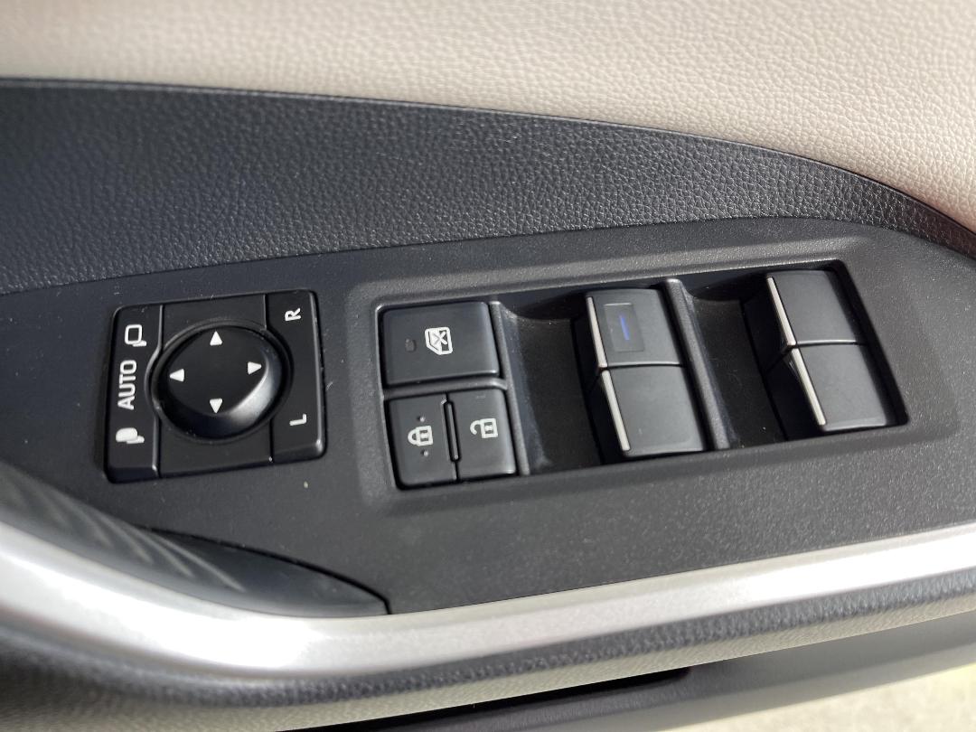 Photo '26' of Toyota Rav4 Photo '26' of Toyota Rav4