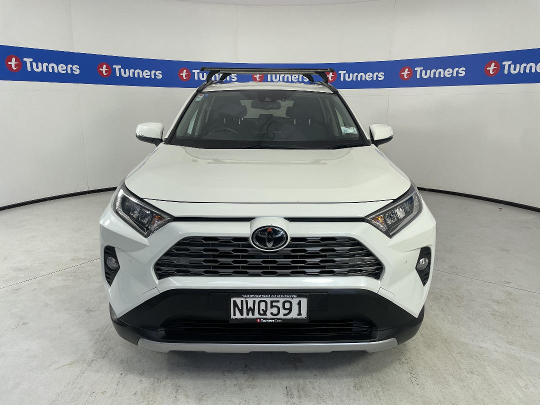 Photo '2' of Toyota Rav4