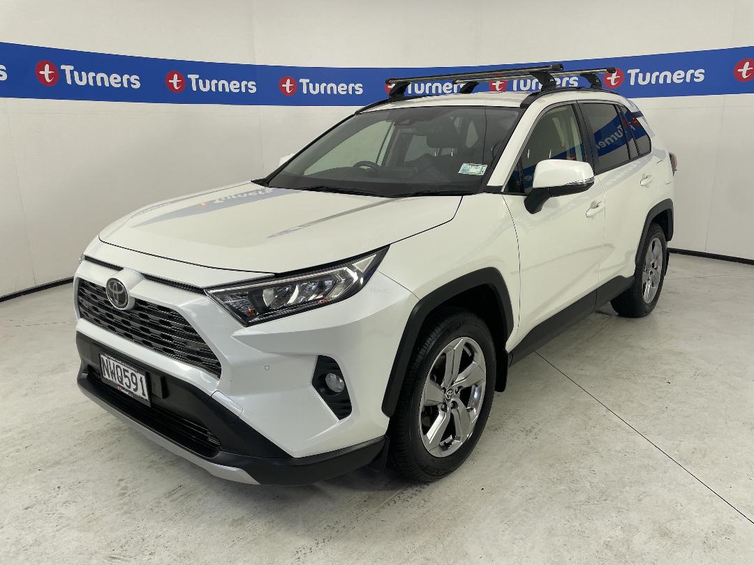 Photo '4' of Toyota Rav4