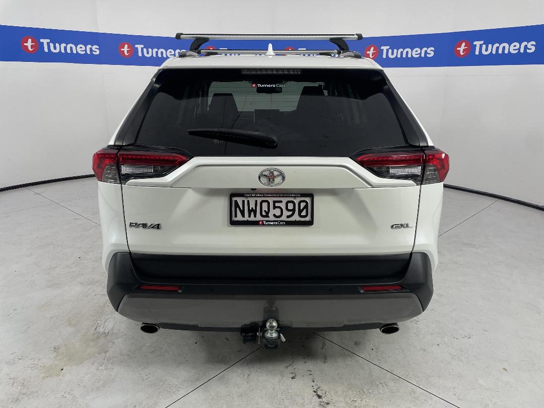 Photo '6' of Toyota Rav4