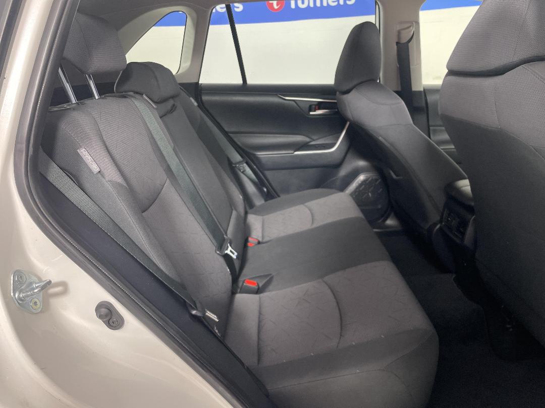 Photo '20' of Toyota Rav4