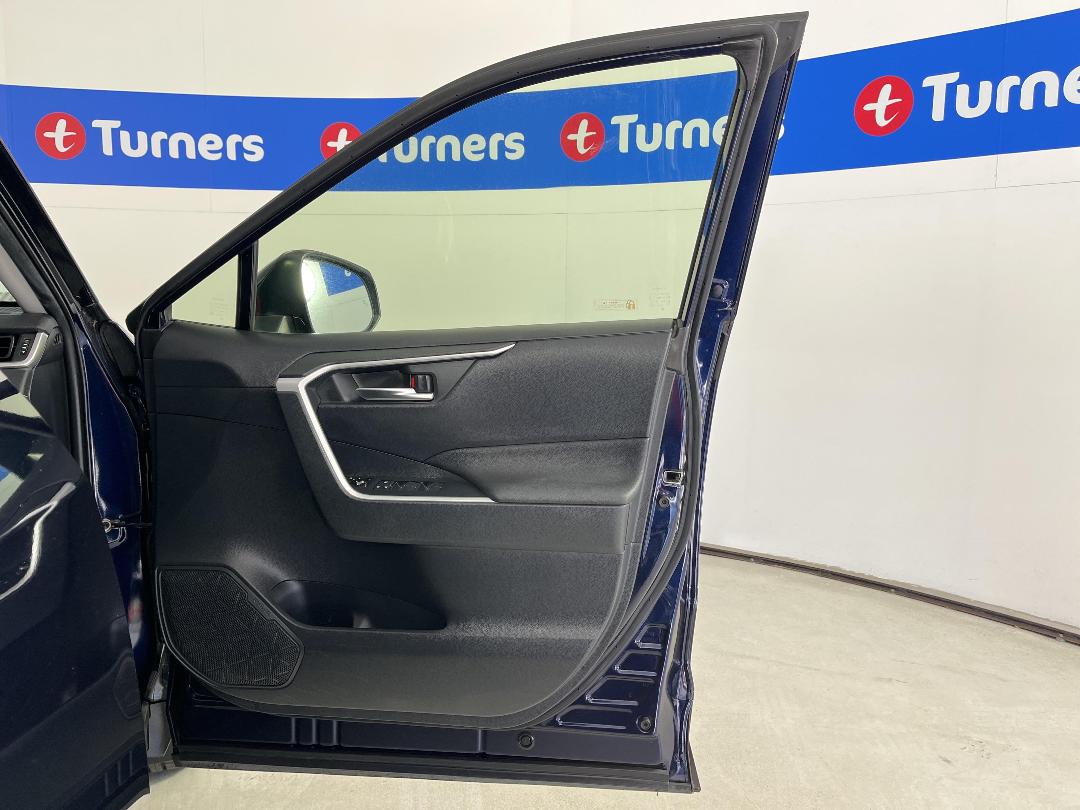 Photo '15' of Toyota Rav4