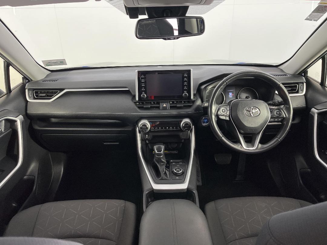 Photo '17' of Toyota Rav4