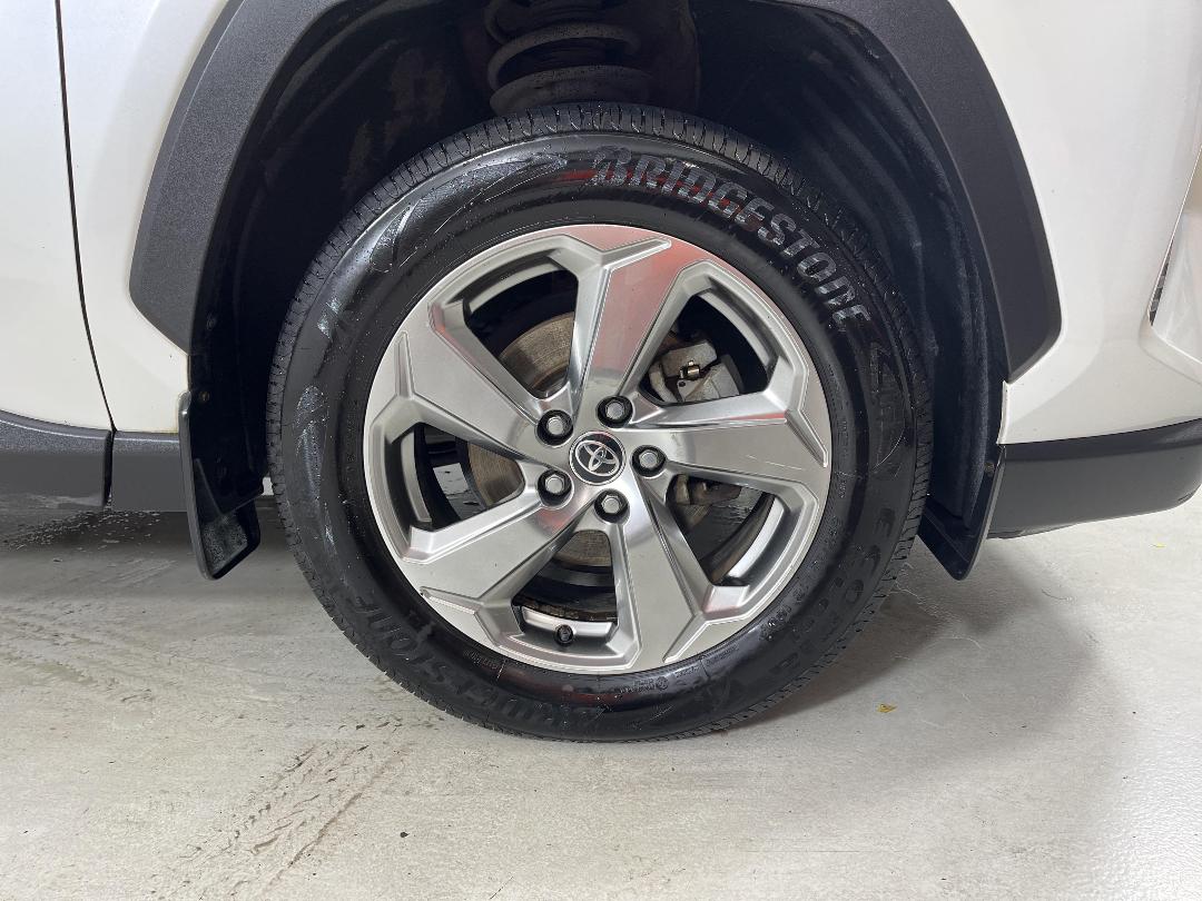 Photo '9' of Toyota Rav4