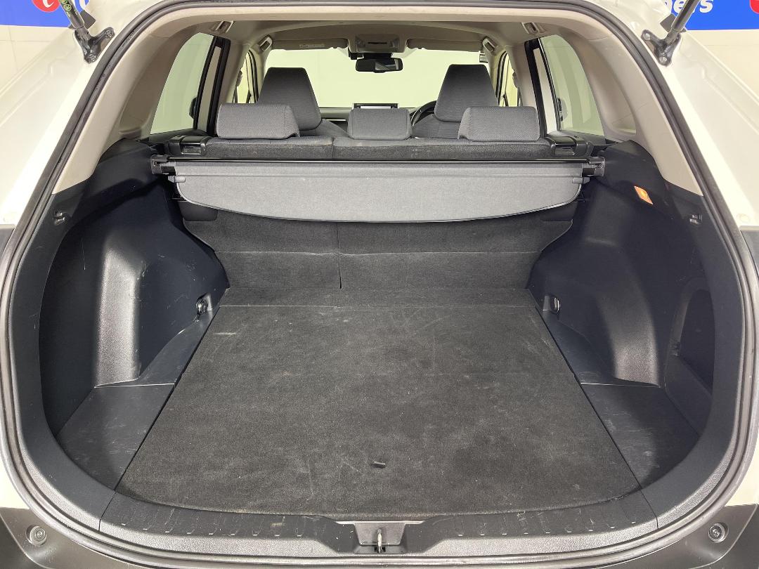 Photo '14' of Toyota Rav4