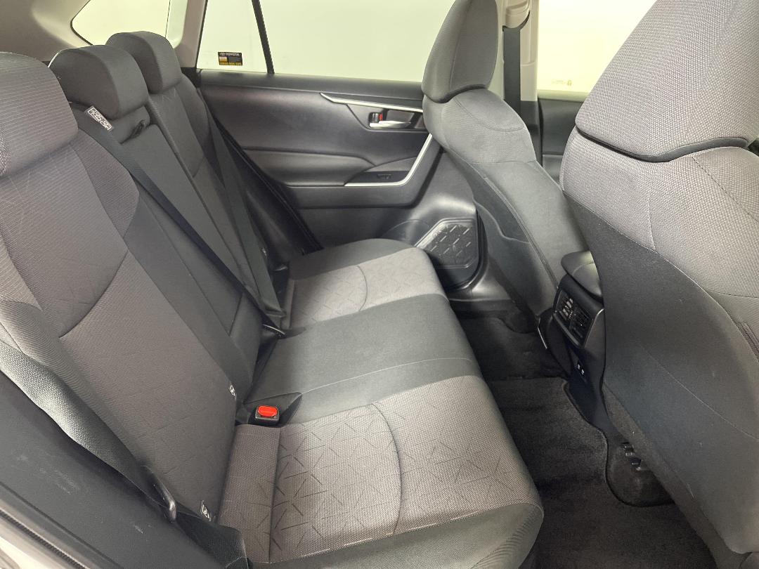 Photo '20' of Toyota Rav4