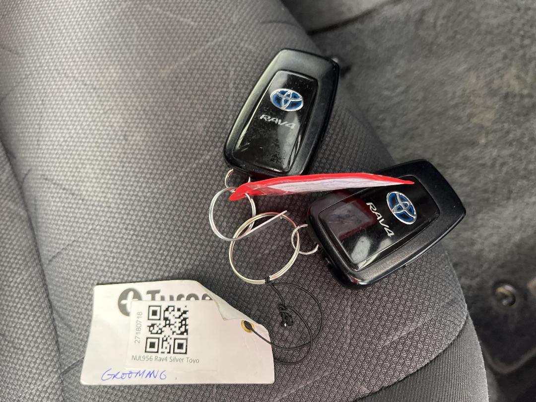 Photo '22' of Toyota Rav4