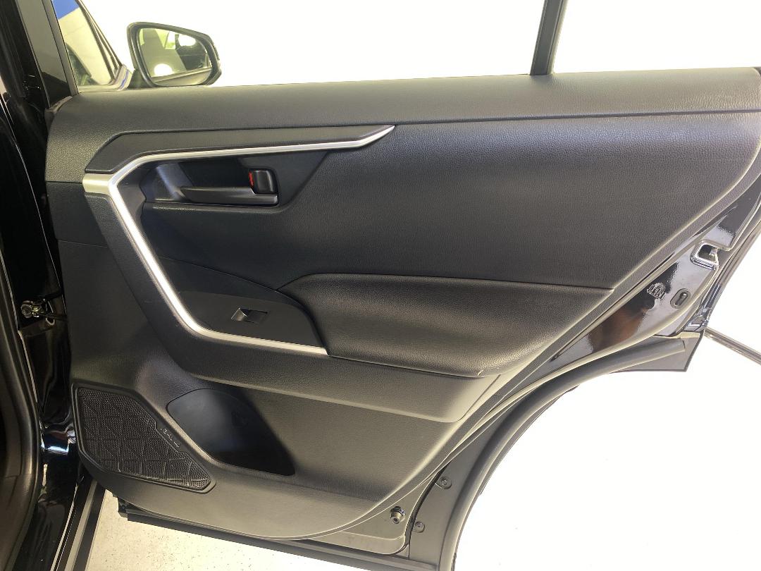 Photo '19' of Toyota Rav4