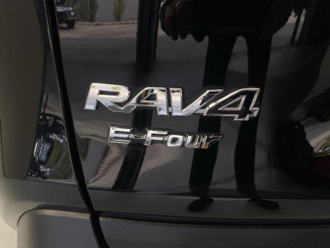 Photo '24' of Toyota Rav4