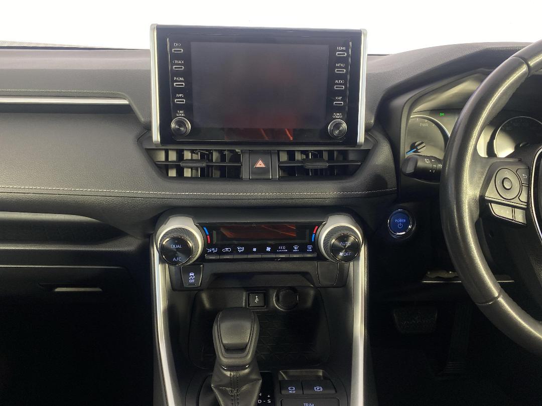 Photo '18' of Toyota Rav4