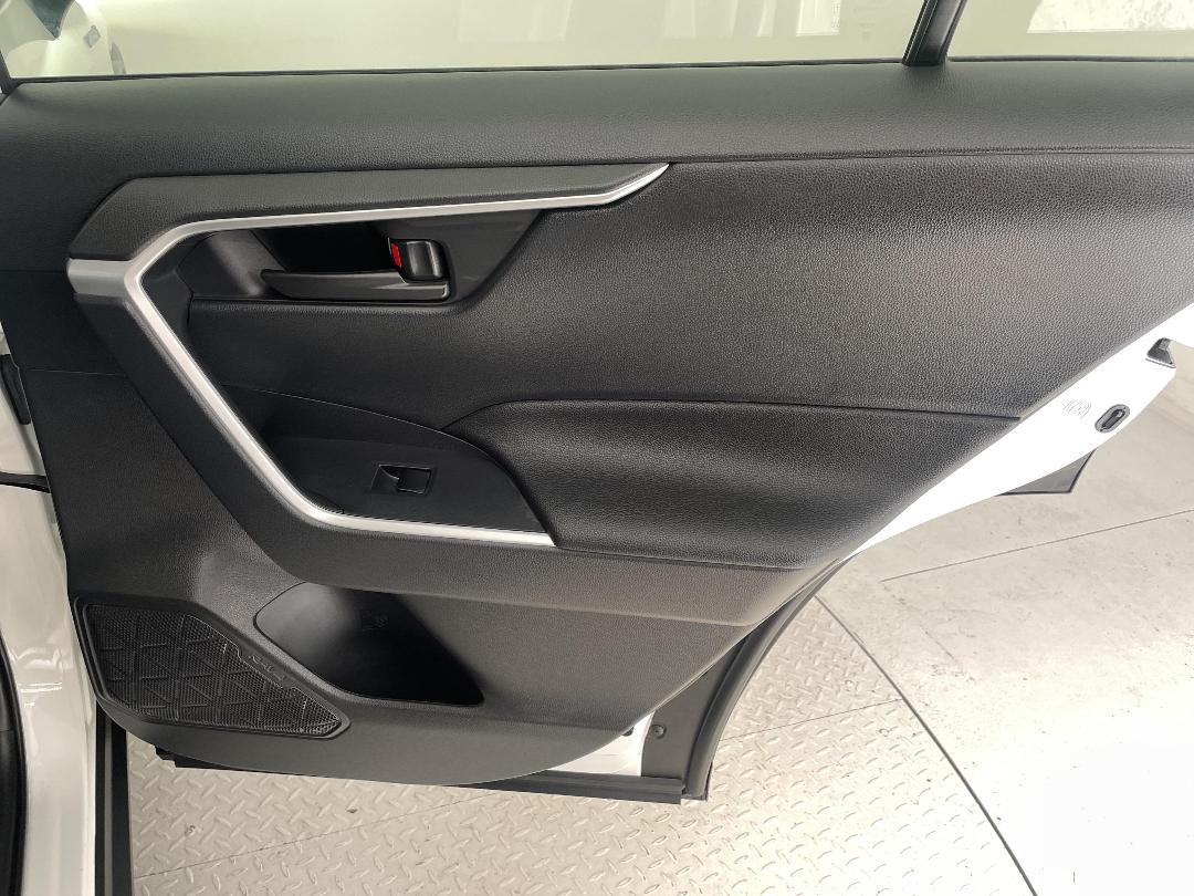 Photo '19' of Toyota Rav4 Photo '19' of Toyota Rav4