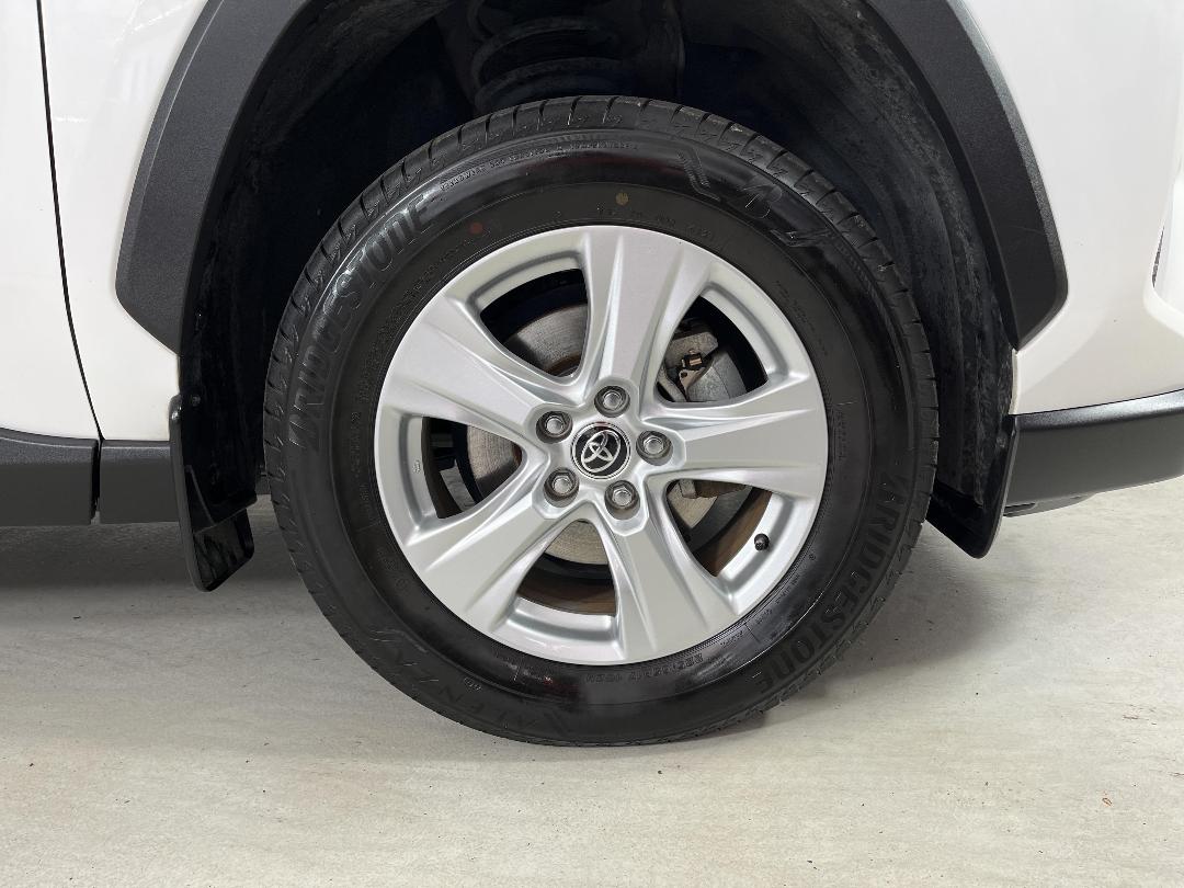 Photo '9' of Toyota Rav4 Photo '9' of Toyota Rav4