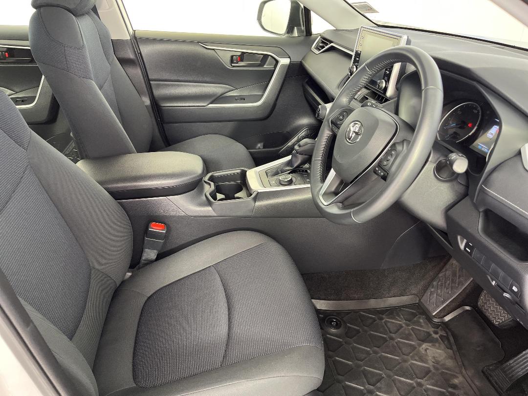 Photo '16' of Toyota Rav4 Photo '16' of Toyota Rav4