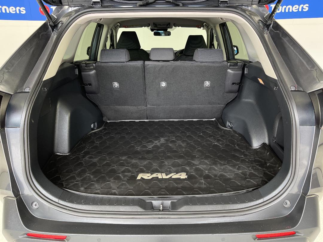 Photo '14' of Toyota Rav4