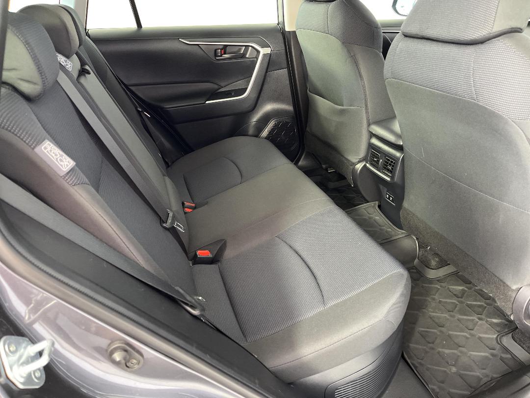 Photo '20' of Toyota Rav4