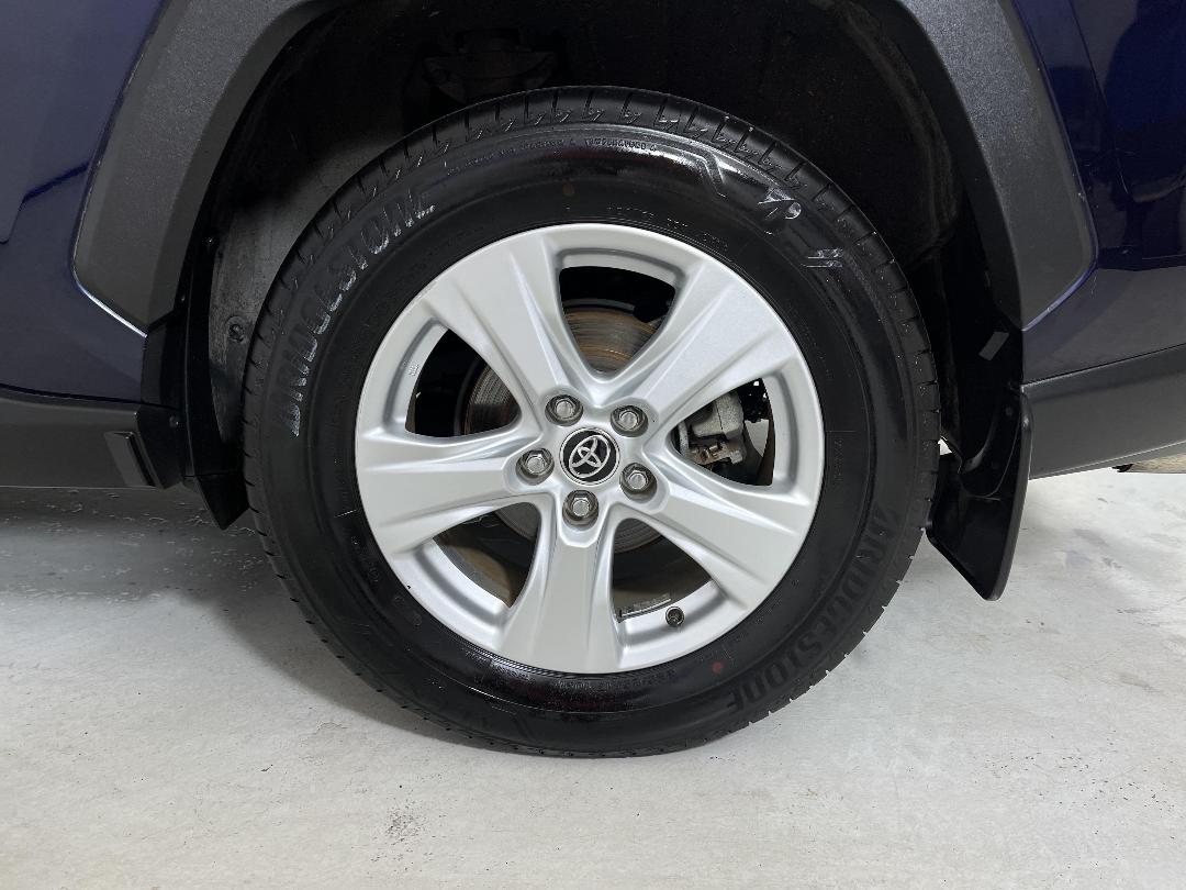 Photo '11' of Toyota Rav4