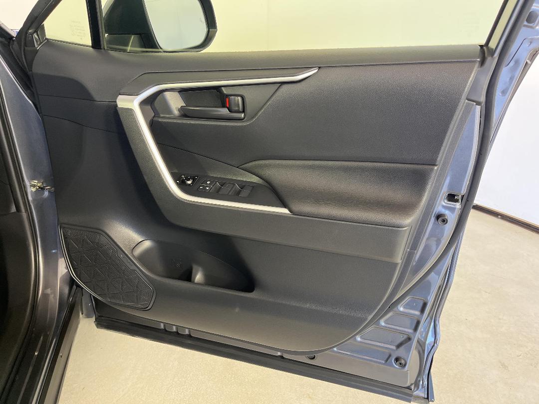 Photo '15' of Toyota Rav4 Photo '15' of Toyota Rav4