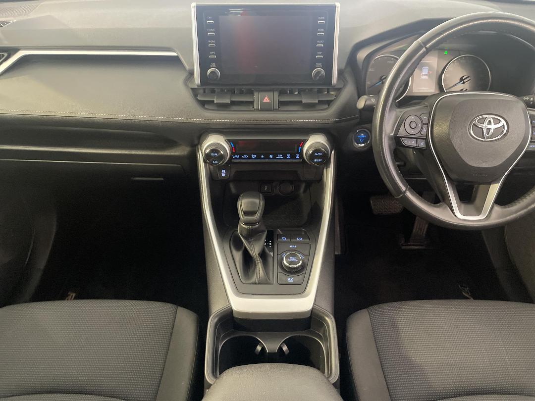 Photo '18' of Toyota Rav4 Photo '18' of Toyota Rav4