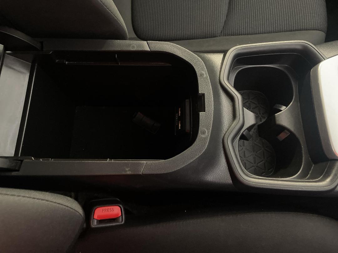 Photo '33' of Toyota Rav4 Photo '33' of Toyota Rav4